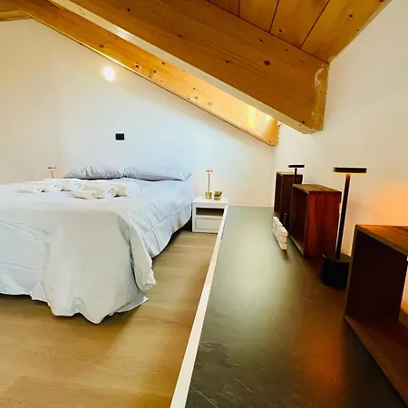 Bella Home-romantic Mansarda Mole Antonelliana X2 아파트 *